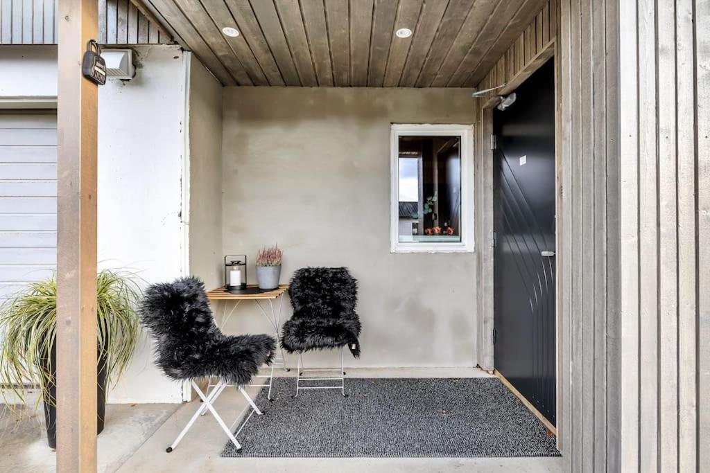 Apartment Modern Easy-living In Neighborhood *